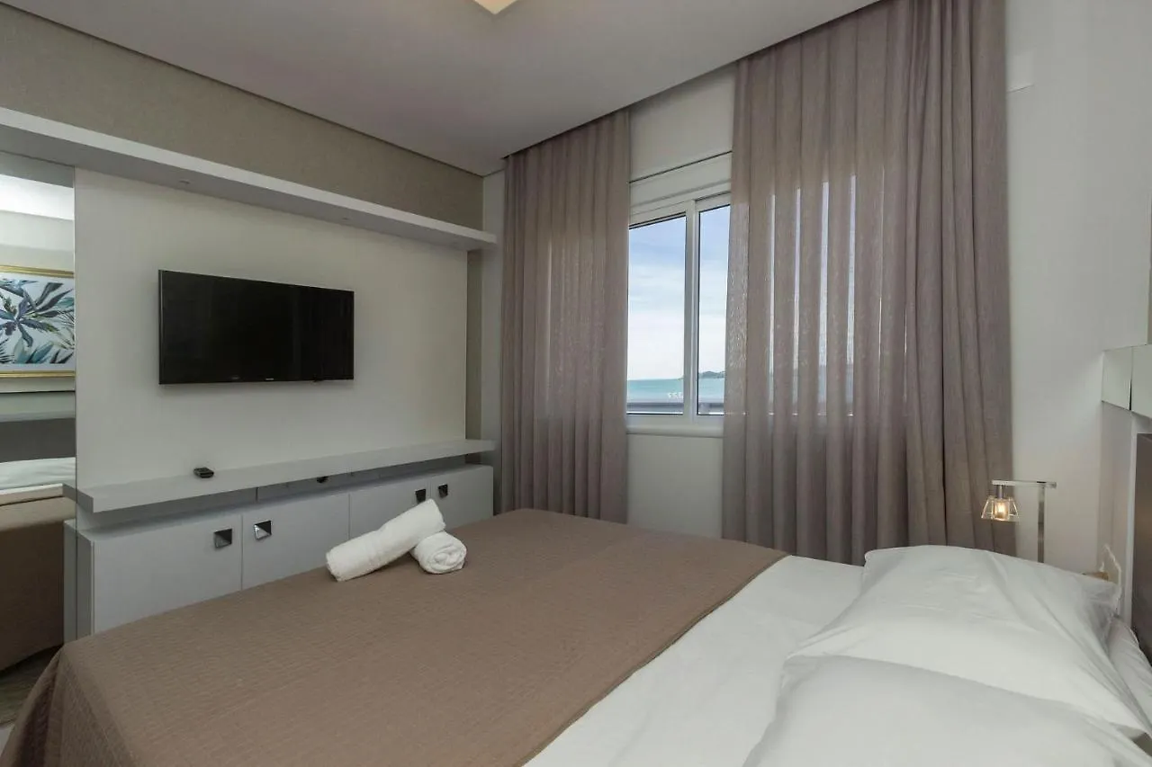 아파트 Varandas Do Atlantico 401-A - Apartamento De Alto Padrao Com Vista Panoramica Para O Mar Em Bombas. 봄비나스